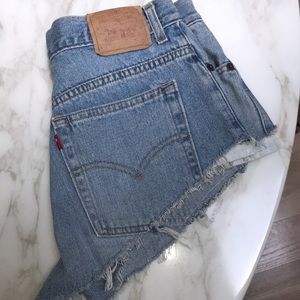 Levi’s Cheeky Jean Shorts Cut Off Denim Vintage